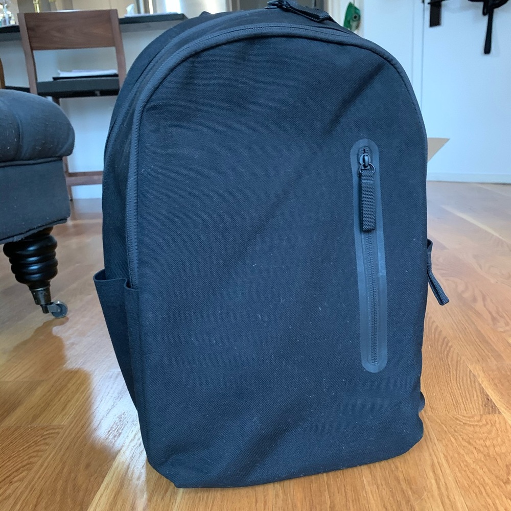 Everlane Commuter Backpack Rarely Used